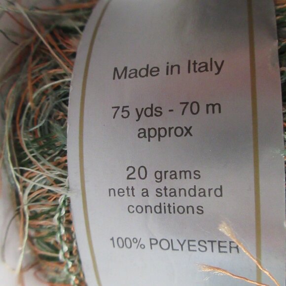 FLUTTER Yarn Eyelash #42 Purple & #14 Green 20g 75 yards * Made in Italy NEW - Picture 6 of 13